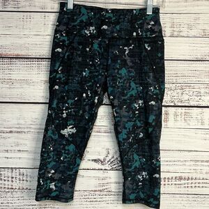 Sweaty Betty The Power Capri Leggings Women’s Small Workout Running Abstract